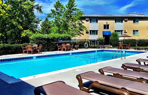 3rd image of 2347 White Birch Ln APT 307