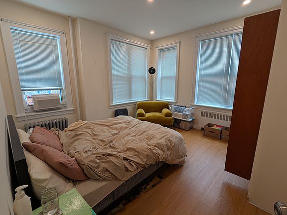 4th image of 30-77 36th St #2