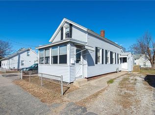 360 Bullocks Point Ave, Riverside, RI 02915