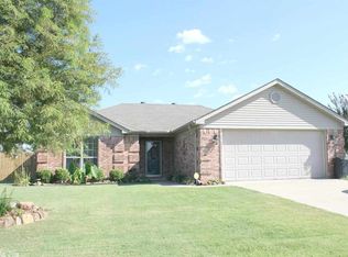 2408 Canterbury Ln, Cabot, AR 72023