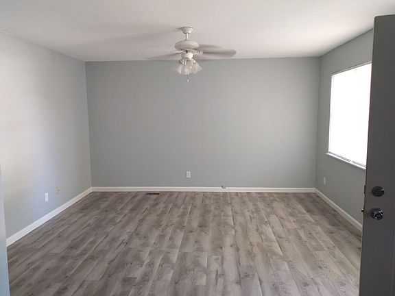 3rd image of 434 S Morton Ave