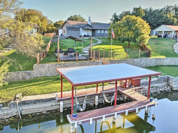 1402 Conejos Ct, Granbury, TX 76048