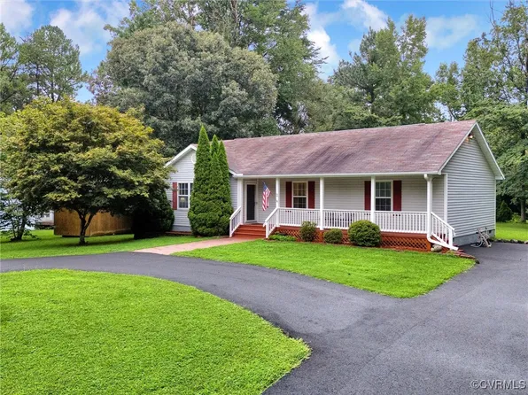 2 Monroe Cv, Ruther Glen, VA 22546