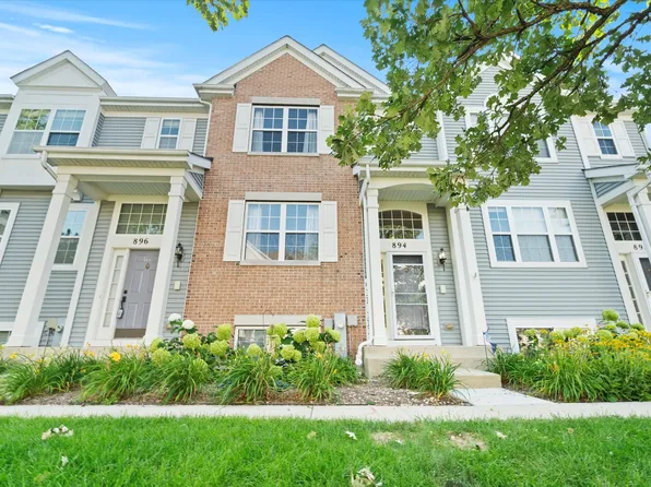 894 Clover Ln, Hampshire, IL 60140