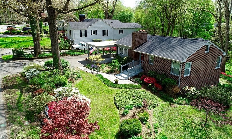 1st image of 347 Forest Hill Dr