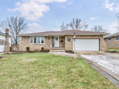 1530 Sheridan Dr, Parma, OH, 44134
