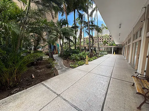 1720 Ala Moana Blvd Photo 1