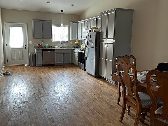 3rd image of 117 Mount Tabor Rd