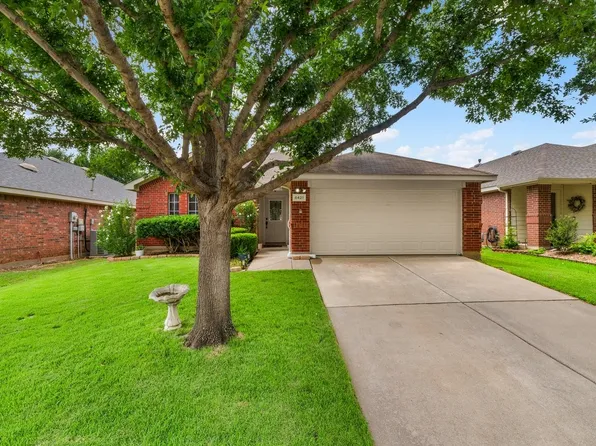 8421 Cactus Flower Dr, Fort Worth, TX 76131