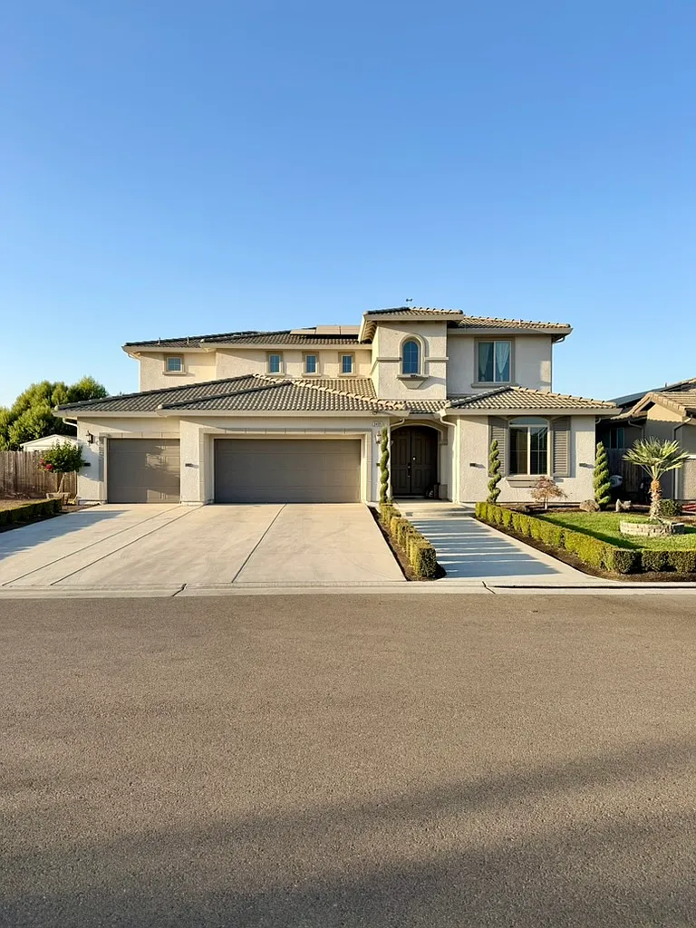 3405 Kamm Avenue - 1 — Photo 1