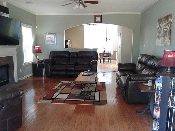 4th image of 9333 S Fairmont Cir