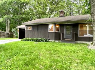 17 Oakwood Rd, Cape Elizabeth, ME 04107