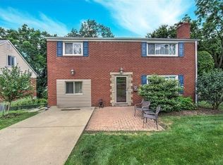 827 Brentview Rd, Pittsburgh, PA 15236