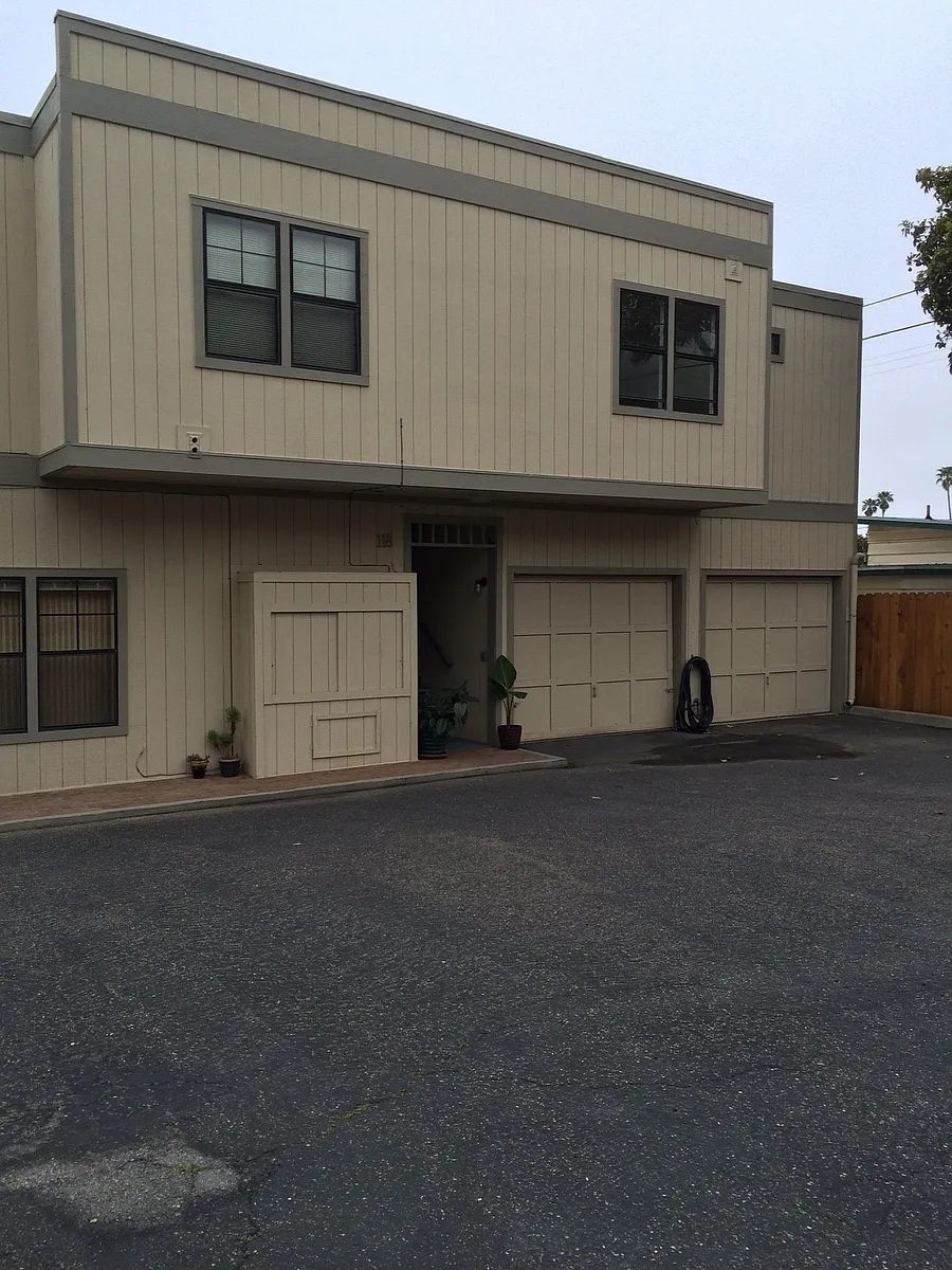 Building Photo - 118 Boeker Ave #B