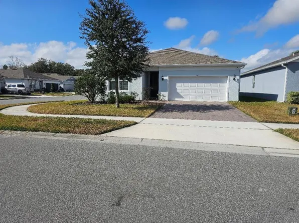 3545 Treetop St, Deland, FL 32724