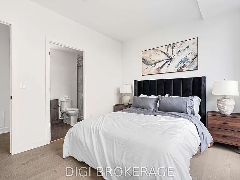 560 Rideau St #303 — Photo 22