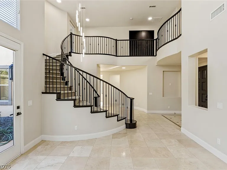 2462 Hollow Rock Ct — Photo 10