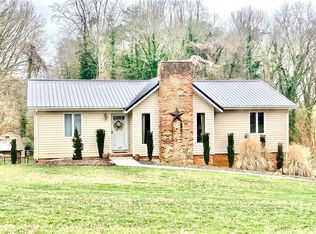 129 Scottie Lane Cir, Winston Salem, NC 27107