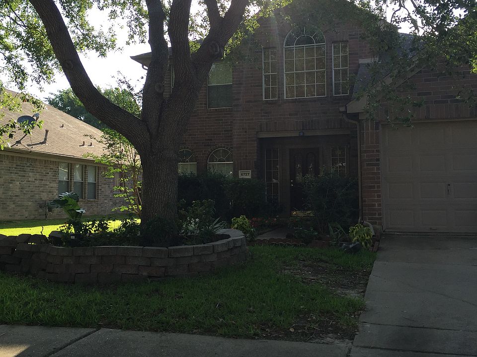 1st image of 6727 Oak Run Dr
