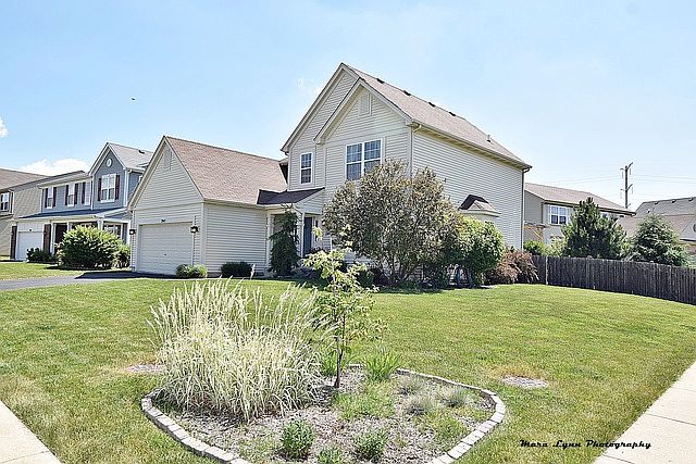 1st image of 2945 Darley Dr