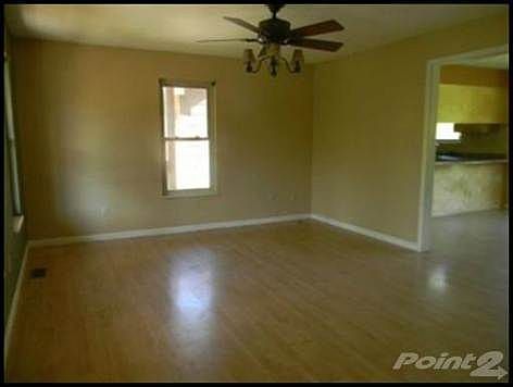 Living room 2
