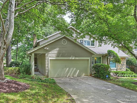 3rd image of 6401 Brookbury Ct