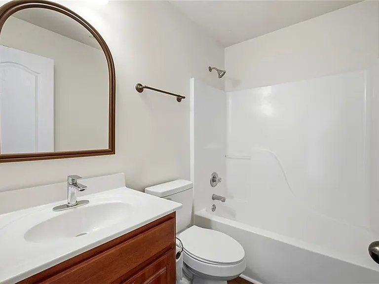 6425 White Walnut Way — Photo 24