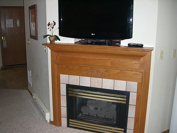 5th image of 10396 Water St #212