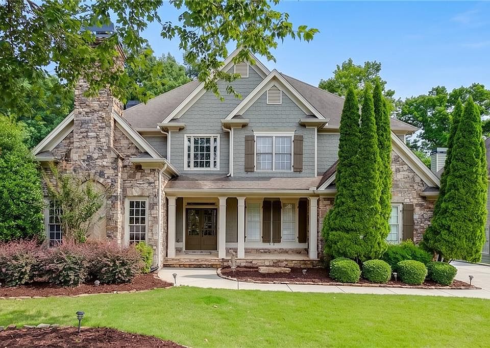 1st image of 302 Beech Tree Hollow