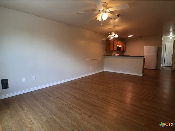 2nd image of 4707 Westcliff Rd #B
