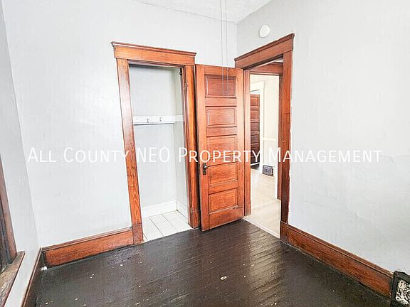 5th image of 9425 Denison Ave