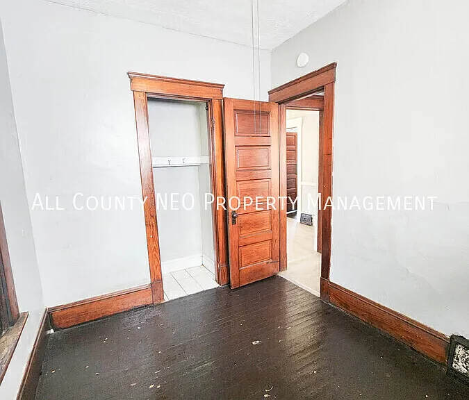 9425 Denison Ave #DOWN — Photo 5