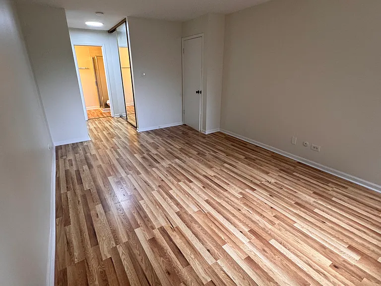 1100 E Randville Dr #104 — Photo 7