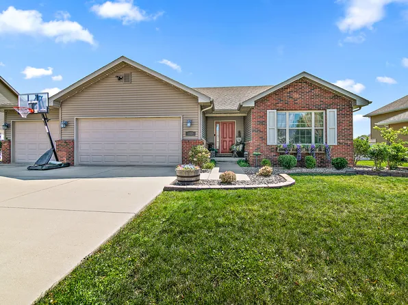 332 Eagles Landing Dr, Manteno, IL 60950