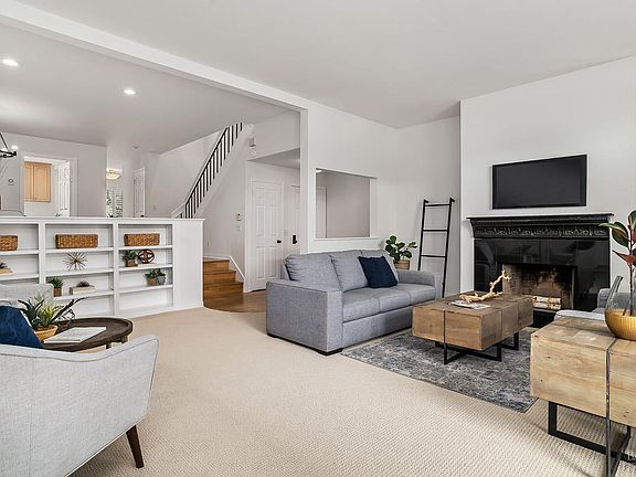 4th image of 36 Eucalyptus Knoll Street