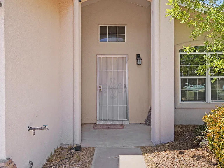5009 Cedar Sands Ln — Photo 4