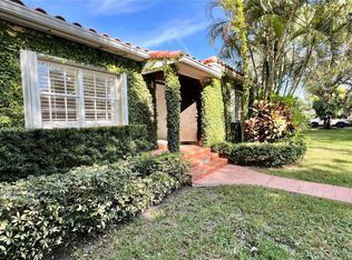 5785 SW 54th Ter, Miami, FL 33155