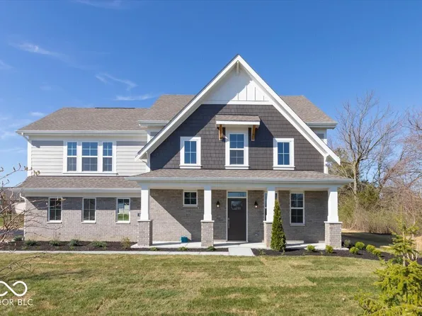 934 Apryl Dr, Greenwood, IN 46143