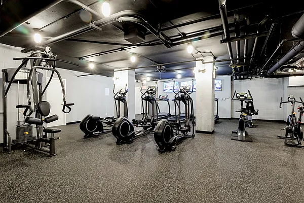 Rented by PWV Acquisitions | media 7