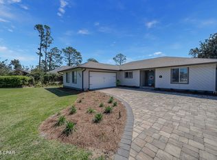 382 Wahoo Rd, Panama City Beach, FL 32408