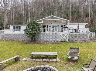 206 Calm Creek Rd, Fletcher, NC 28732