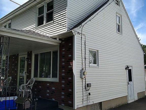 4th image of 444 74th St
