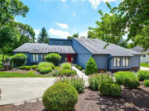 5180 Pebble Brook Dr, Englewood, OH 45322