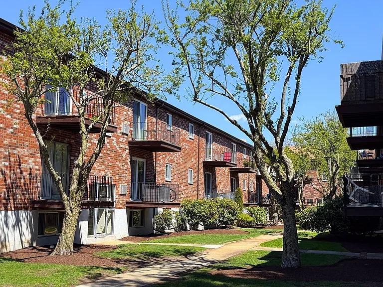 28 Westgate Rd #5 — Photo 8