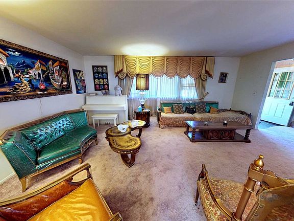 3rd image of 35 Garrity Ave