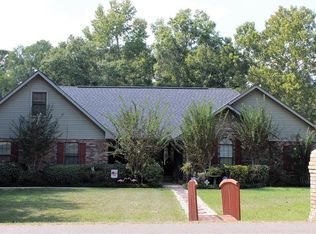 420 Garnet St, Pineville, LA 71360