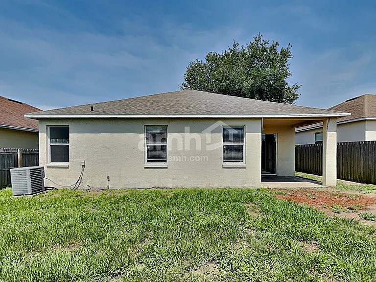 443 Sand Ridge Dr — Photo 22