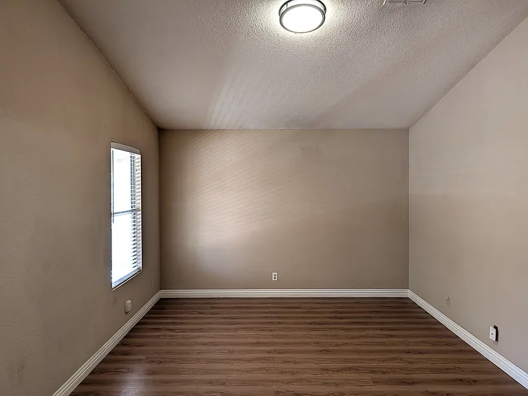 7825 Cherry River Dr — Photo 21