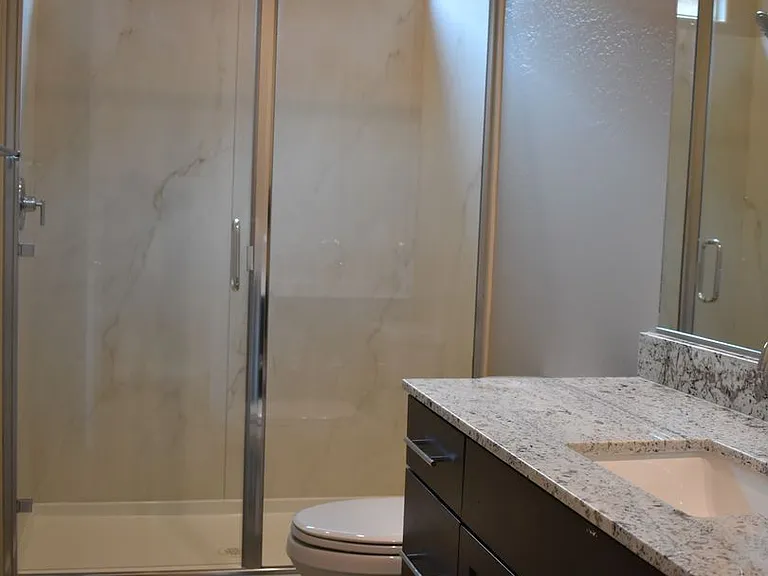 2530 W Huntington Dr #2 — Photo 8