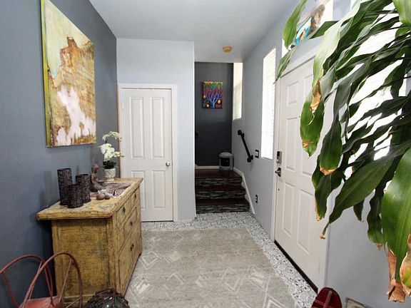 3rd image of 2309 N Ventura Ave